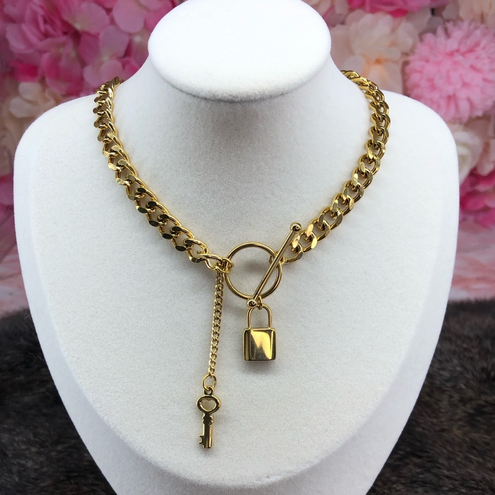 Gold Stainless Steel Chain Necklace with Lock and Key